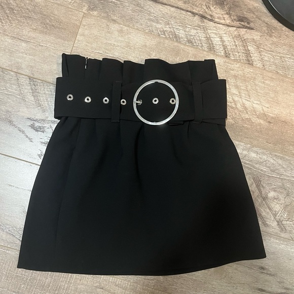 ZARA SKIRT - Picture 2 of 3